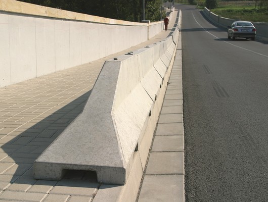 CSB - ROAD BARRIER SMALL