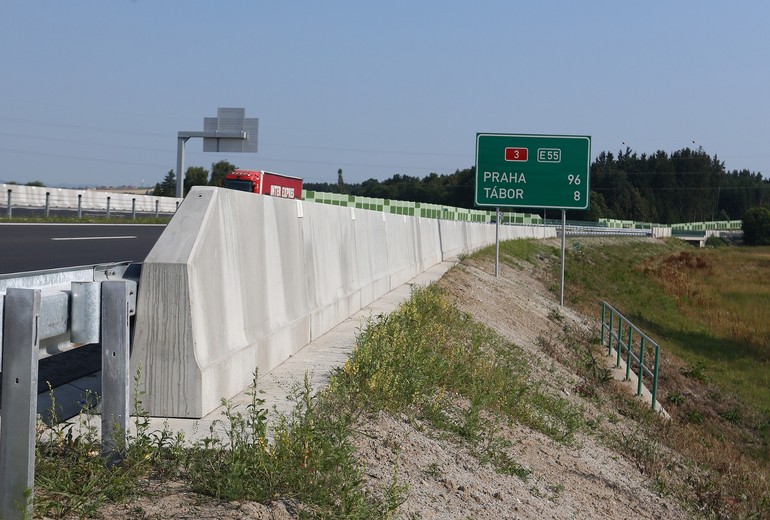 CSB - ROAD BARRIER ONE-SIDED 100