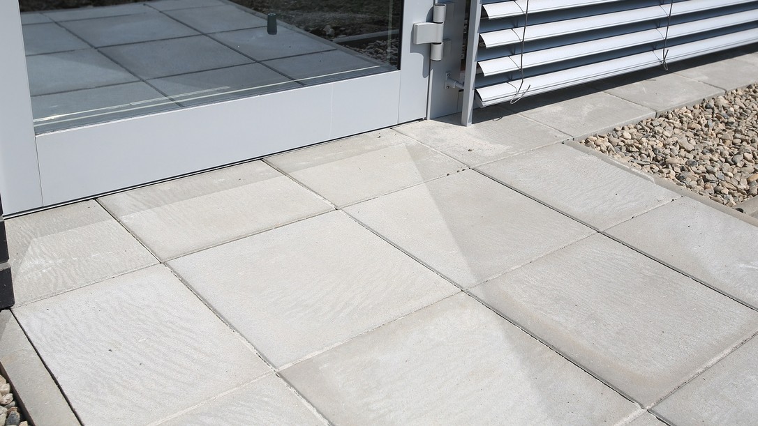 Betonova Dlazba Zahradni Hladka 30 X 30 X 3 7 Cm Cervena V Eshopu